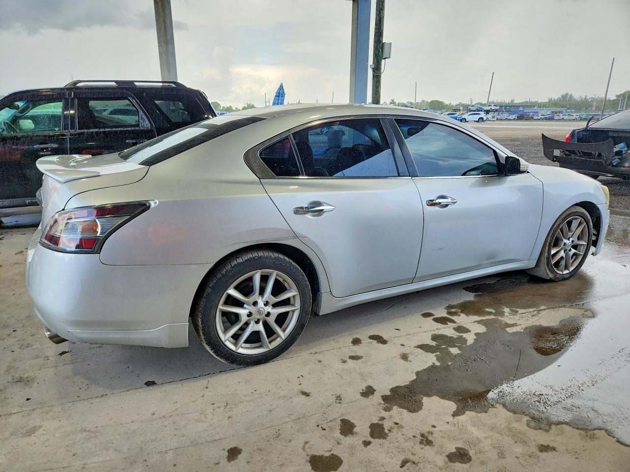2014 Nissan Maxima 3.5 S Silver vin: 1N4AA5APXEC492221