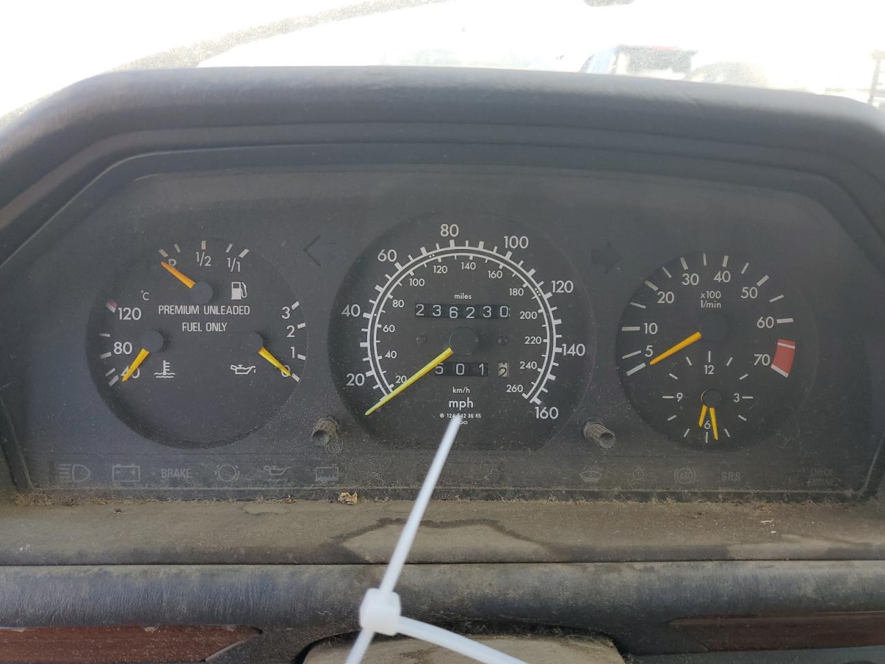 1993 Mercedes-benz 300 E 2.8 Белый vin: WDBEA28E7PB997140