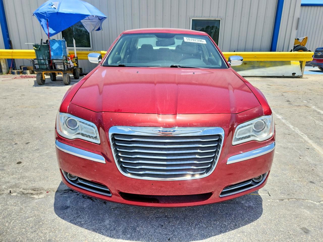 2011 Chrysler 300 Limited Red vin: 2C3CA5CG9BH529529