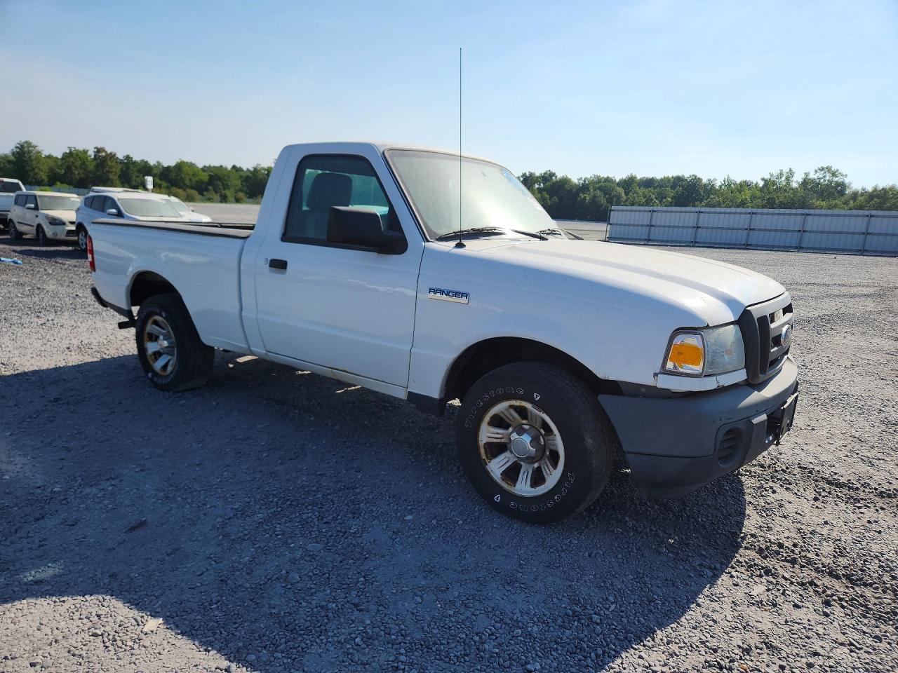 2011 Ford Ranger Белый vin: 1FTKR1AD0BPB02611