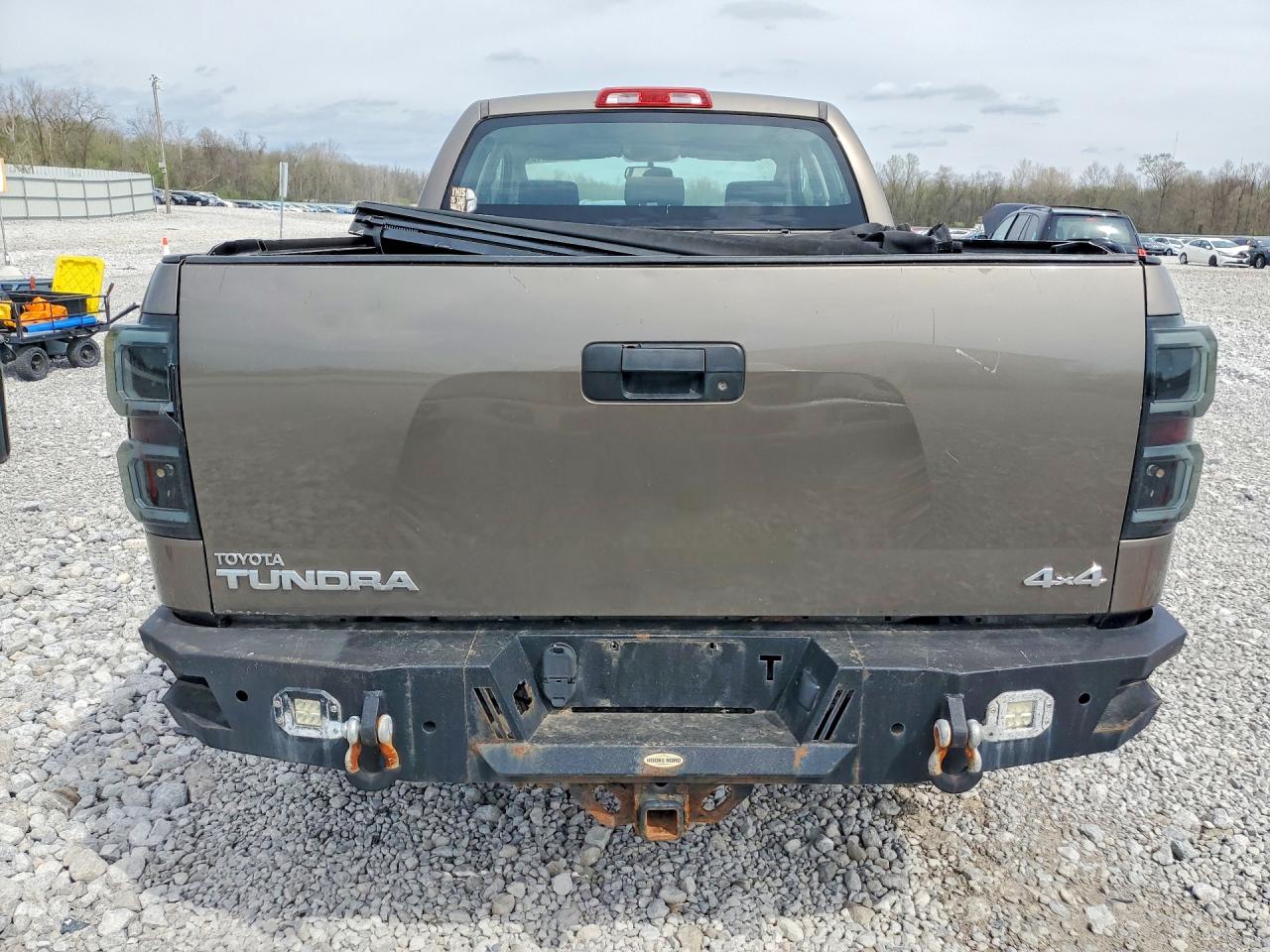 2010 Toyota Tundra Double Cab Sr5 Brown vin: 5TFUM5F10AX013679