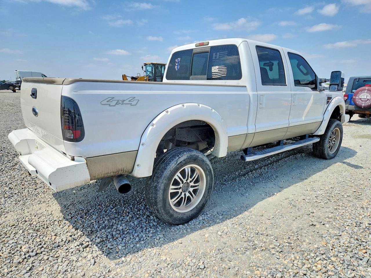 2010 Ford F250 Super Duty White vin: 1FTSW2BR6AEA28095