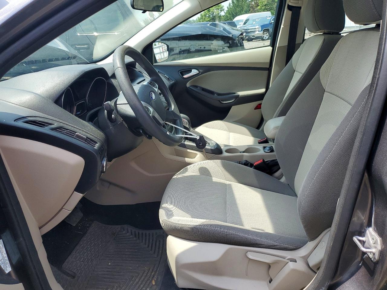 2014 Ford Focus Se Gray vin: 1FADP3F27EL107176