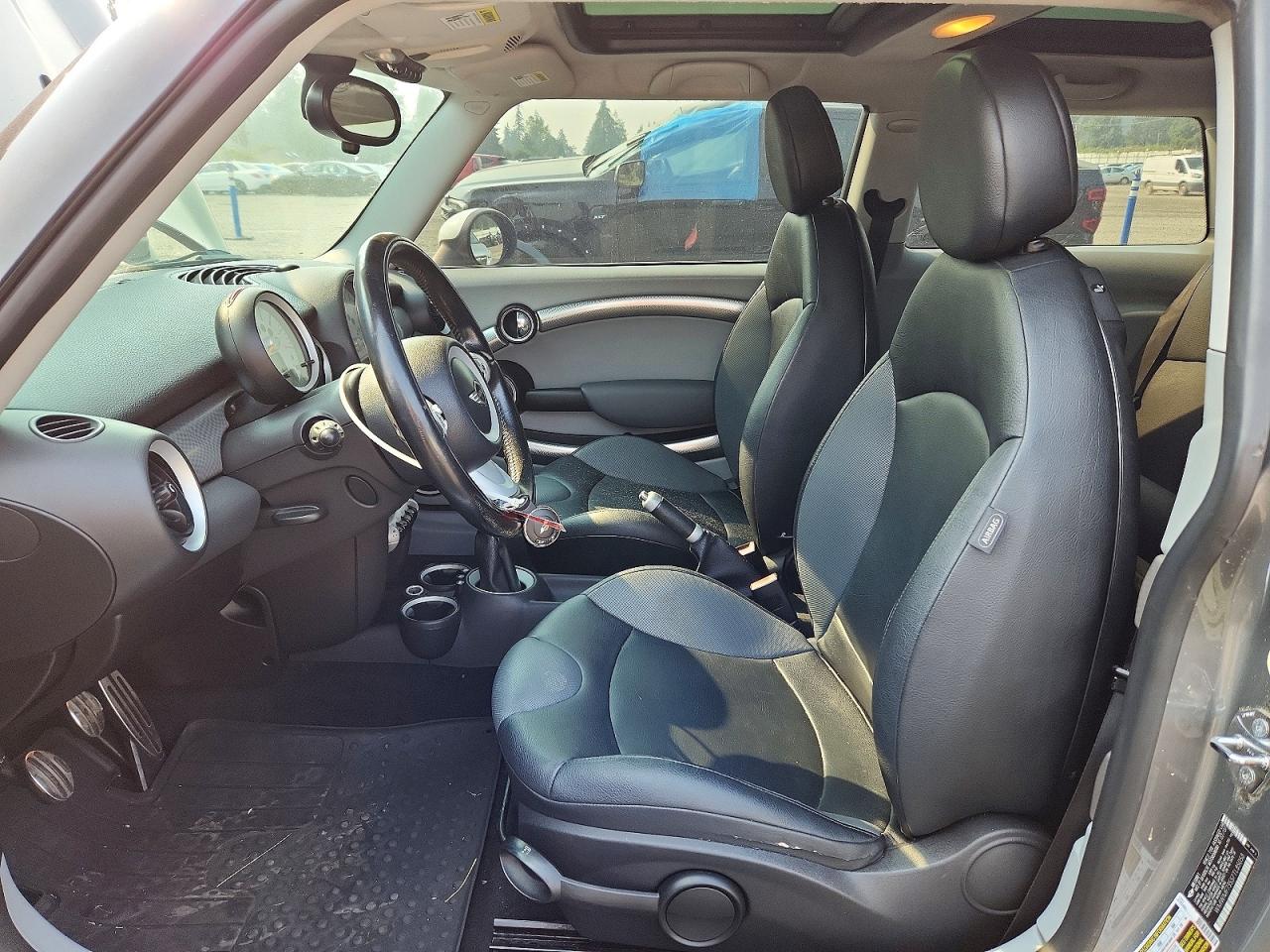 2007 Mini Cooper S Gray vin: WMWMF73557TL85058