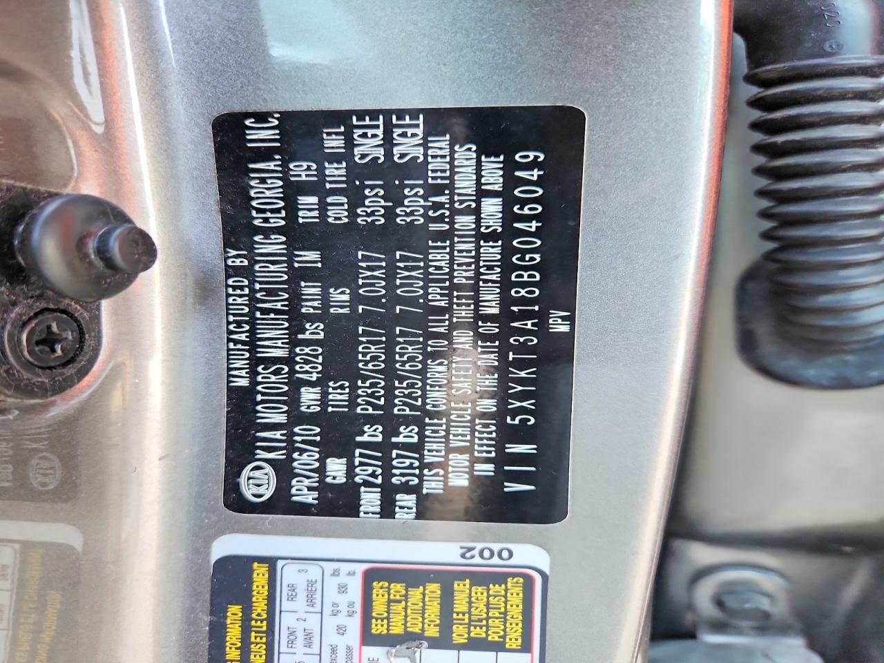 2011 Kia Sorento Lx Серебряный vin: 5XYKT3A18BG046049