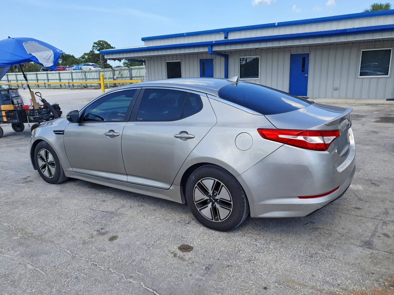 2011 Kia Optima Hybrid Base Silver vin: KNAGM4AD5B5004737