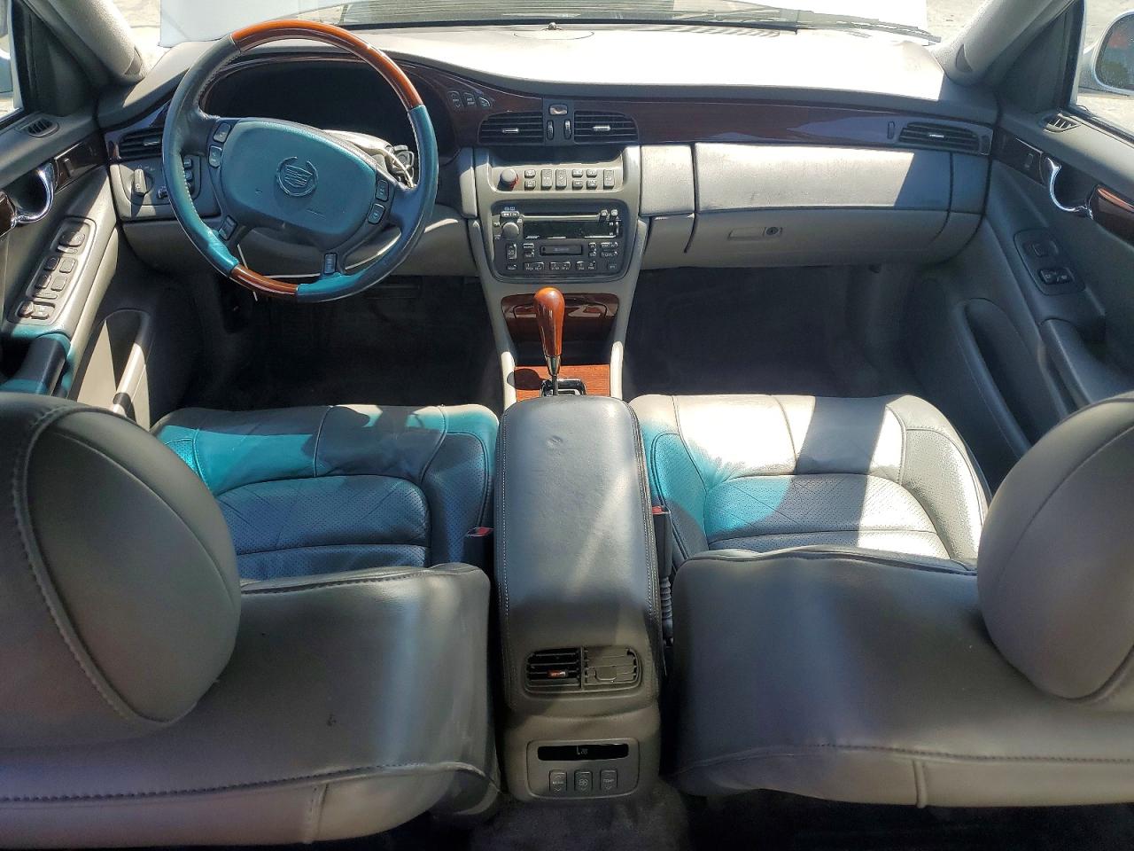 2002 Cadillac Deville Dts Silver vin: 1G6KF57972U103407