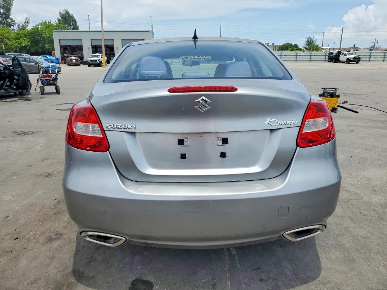 2013 Suzuki Kizashi Se Silver vin: JS2RE9A38D6100314