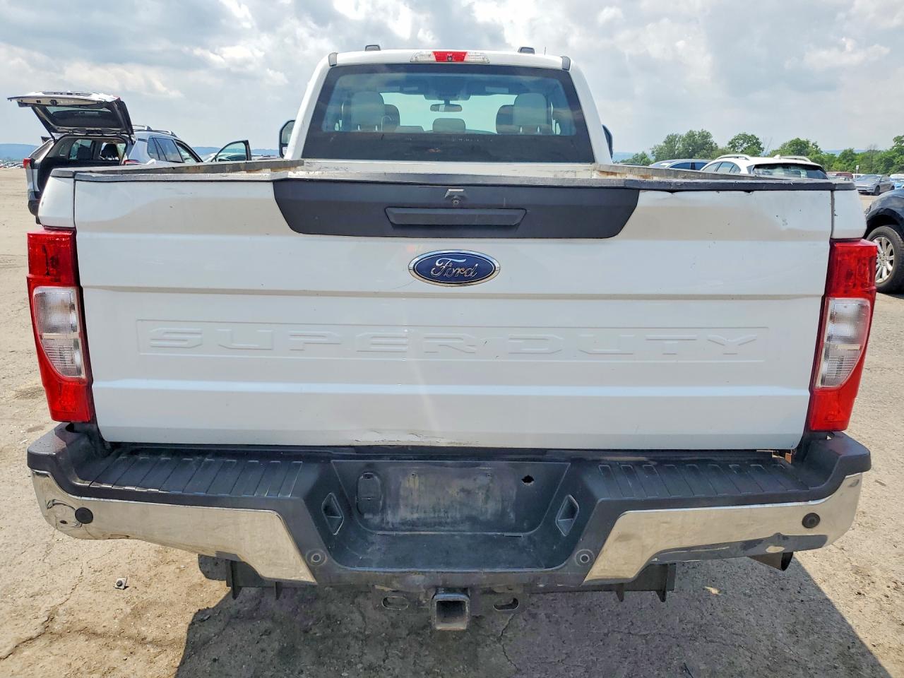 2020 Ford F250 Super Duty White vin: 1FT7X2B62LEC74508