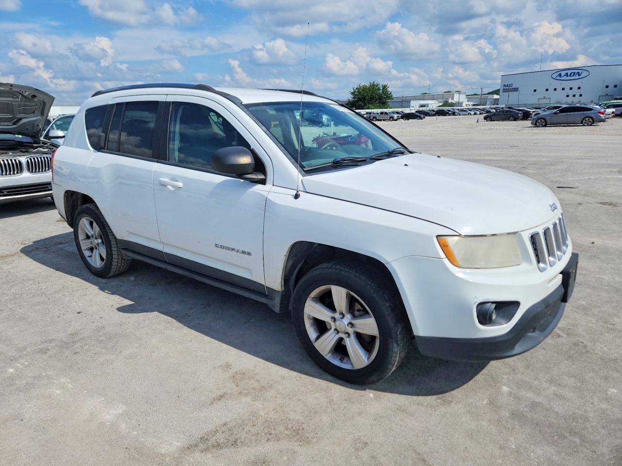 2012 Jeep Compass Sport White vin: 1C4NJCBAXCD605487