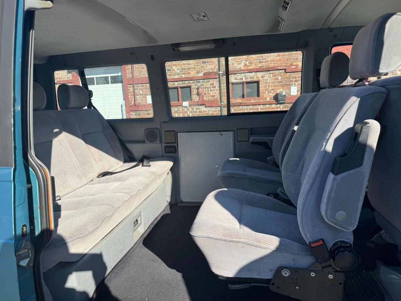 1993 Volkswagen Eurovan Mv Blue vin: WV2MC0705PH050470