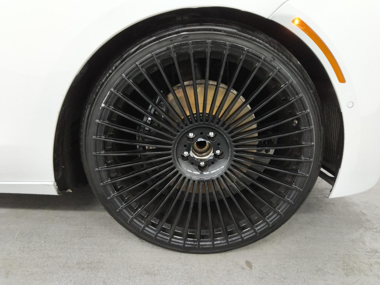 2021 Rolls-royce Ghost White vin: SCATV0C06MU204382 Damage: Right Front Wheel Cover, Missing, Replacement Required