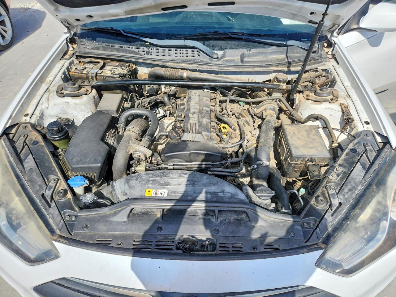 2014 Hyundai Genesis Coupe 2.0t Белый vin: KMHHT6KD2EU117118