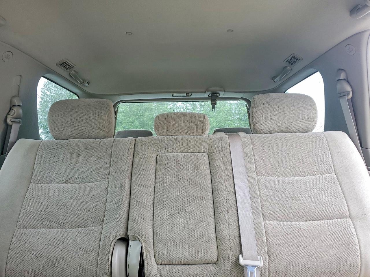 2006 Toyota Sequoia Sr5 Gold vin: 5TDBT44A26S264546