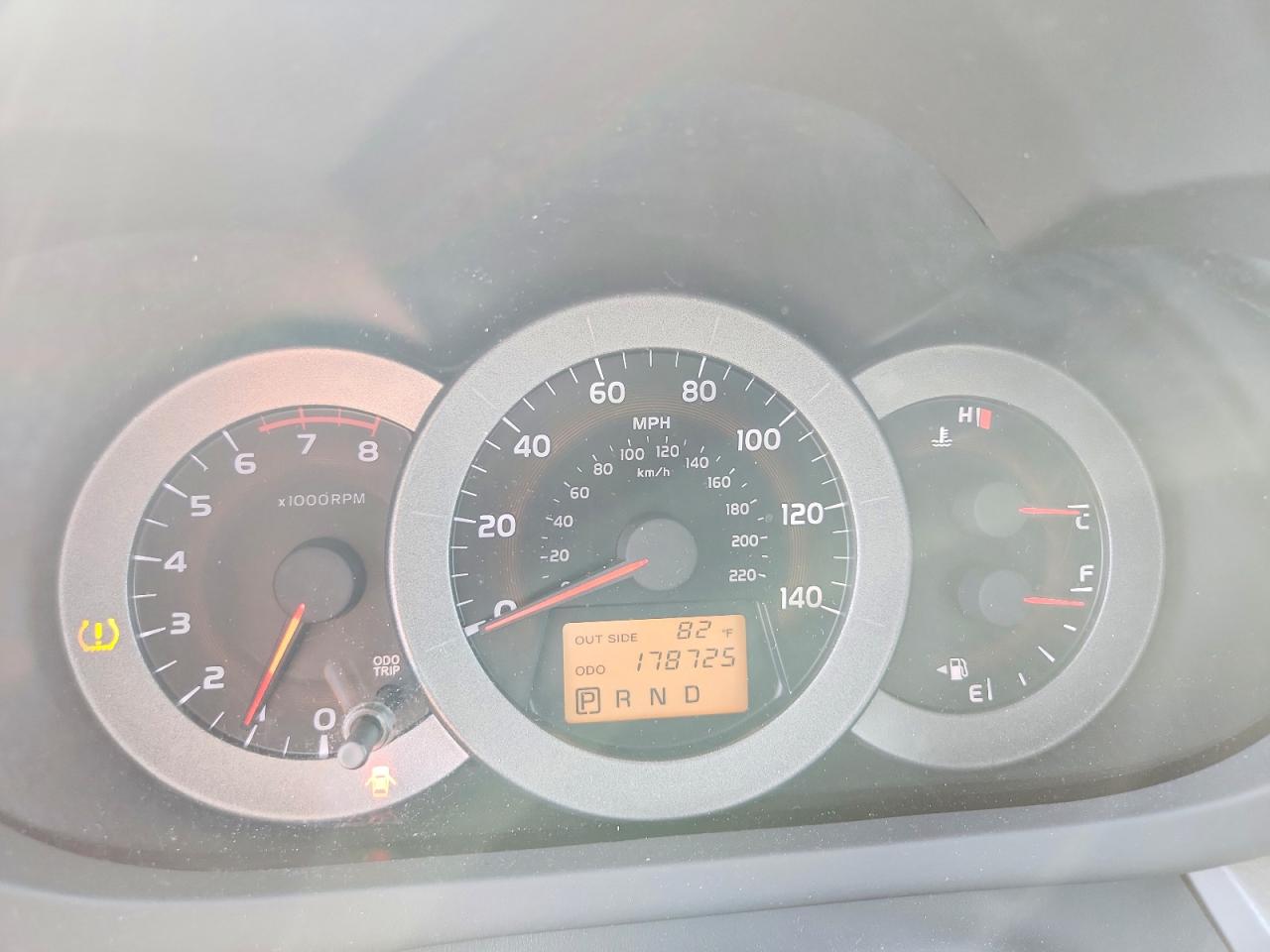 2007 Toyota Rav4 Base Silver vin: JTMBD33V576029975