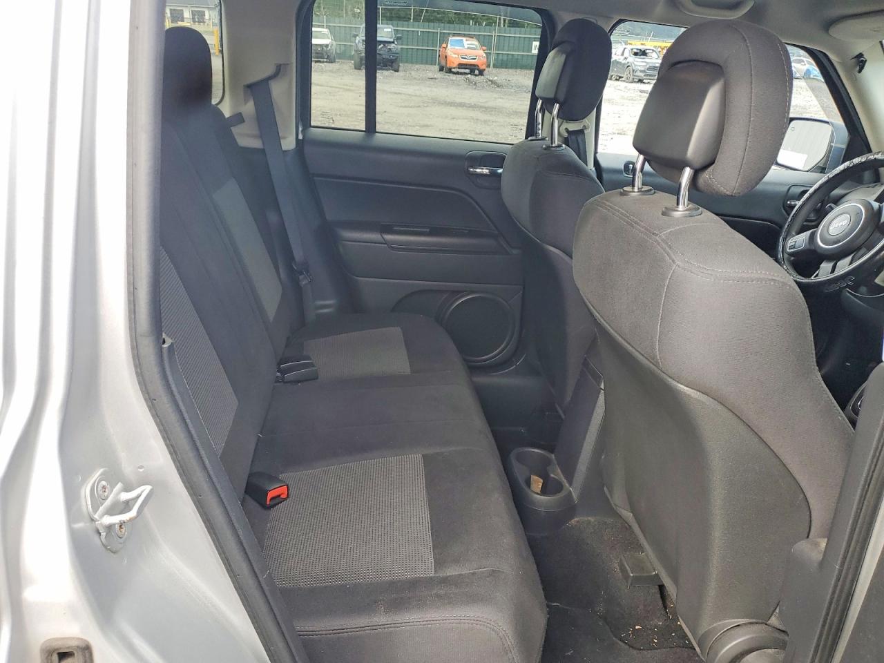 2011 Jeep Patriot Sport Gray vin: 1J4NF1GB9BD276619