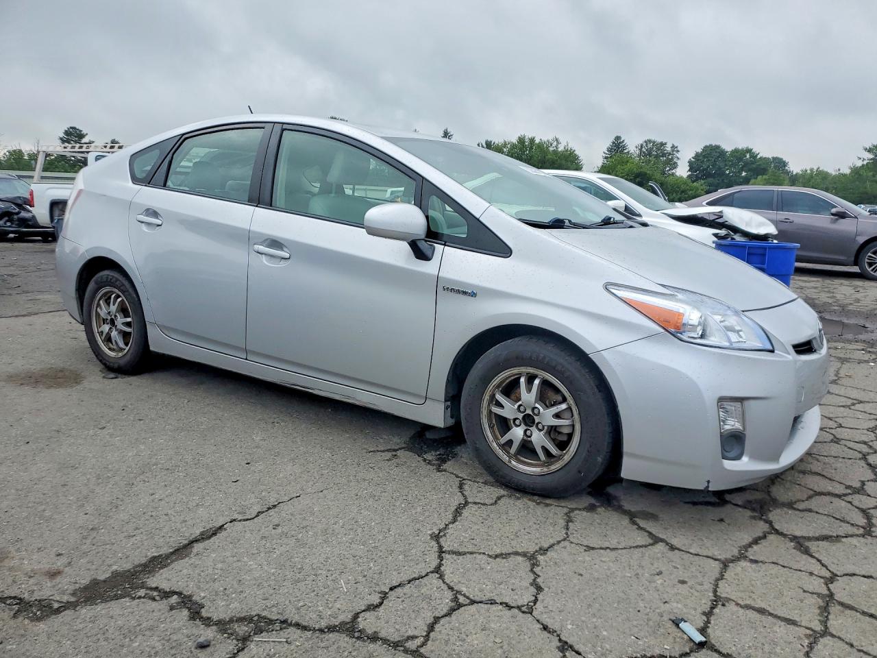 2010 Toyota Prius Iv Silver vin: JTDKN3DUXA0022324