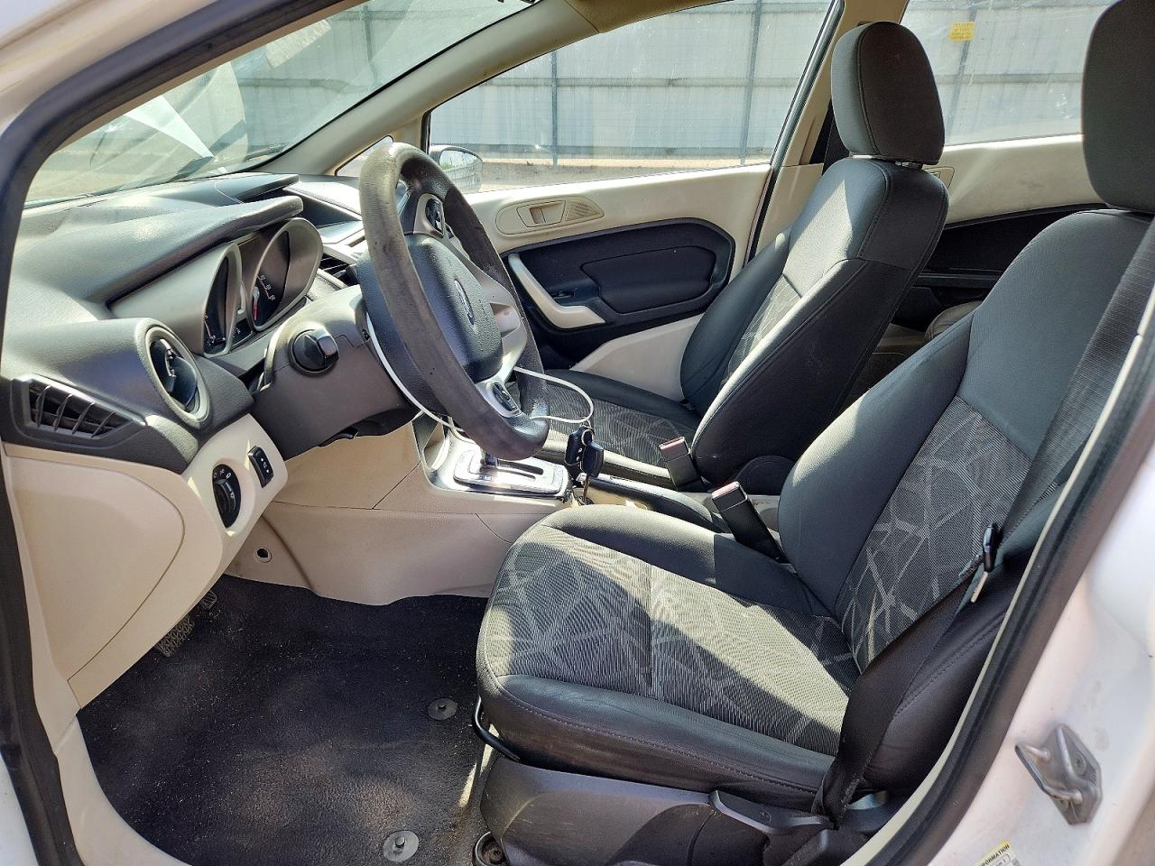 2013 Ford Fiesta Se White vin: 3FADP4BJ8DM223552