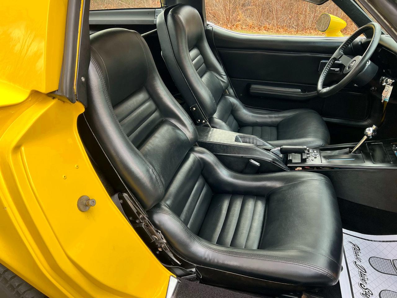 1981 Chevrolet Corvette Желтый vin: 1G1AY8761B5102752