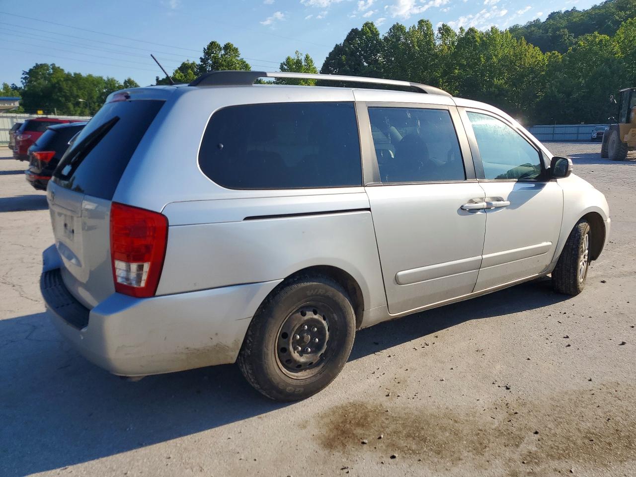 2014 Kia Sedona Lx Silver vin: KNDMG4C75E6538758