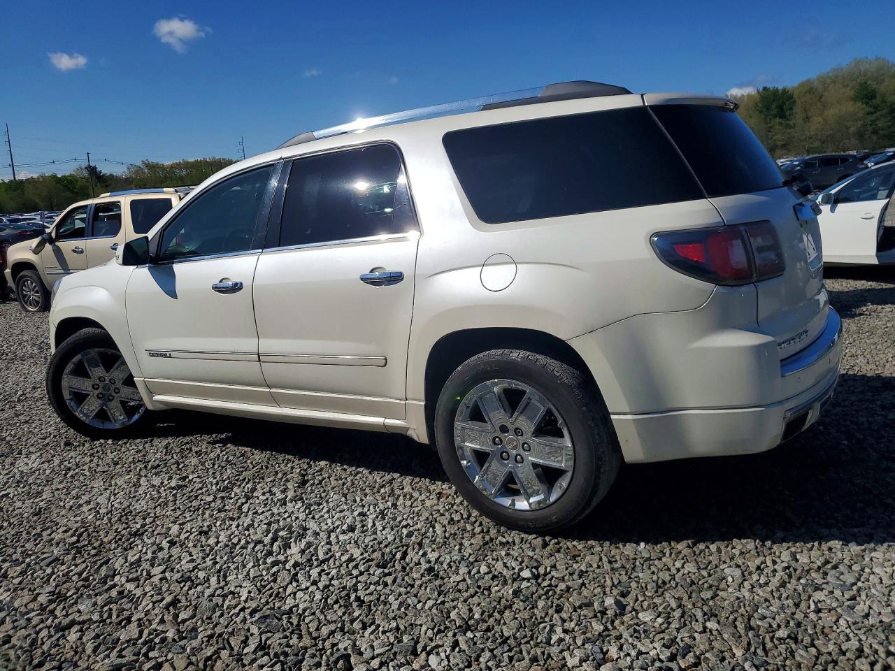 2015 Gmc Acadia Denali Белый vin: 1GKKVTKD5FJ310826