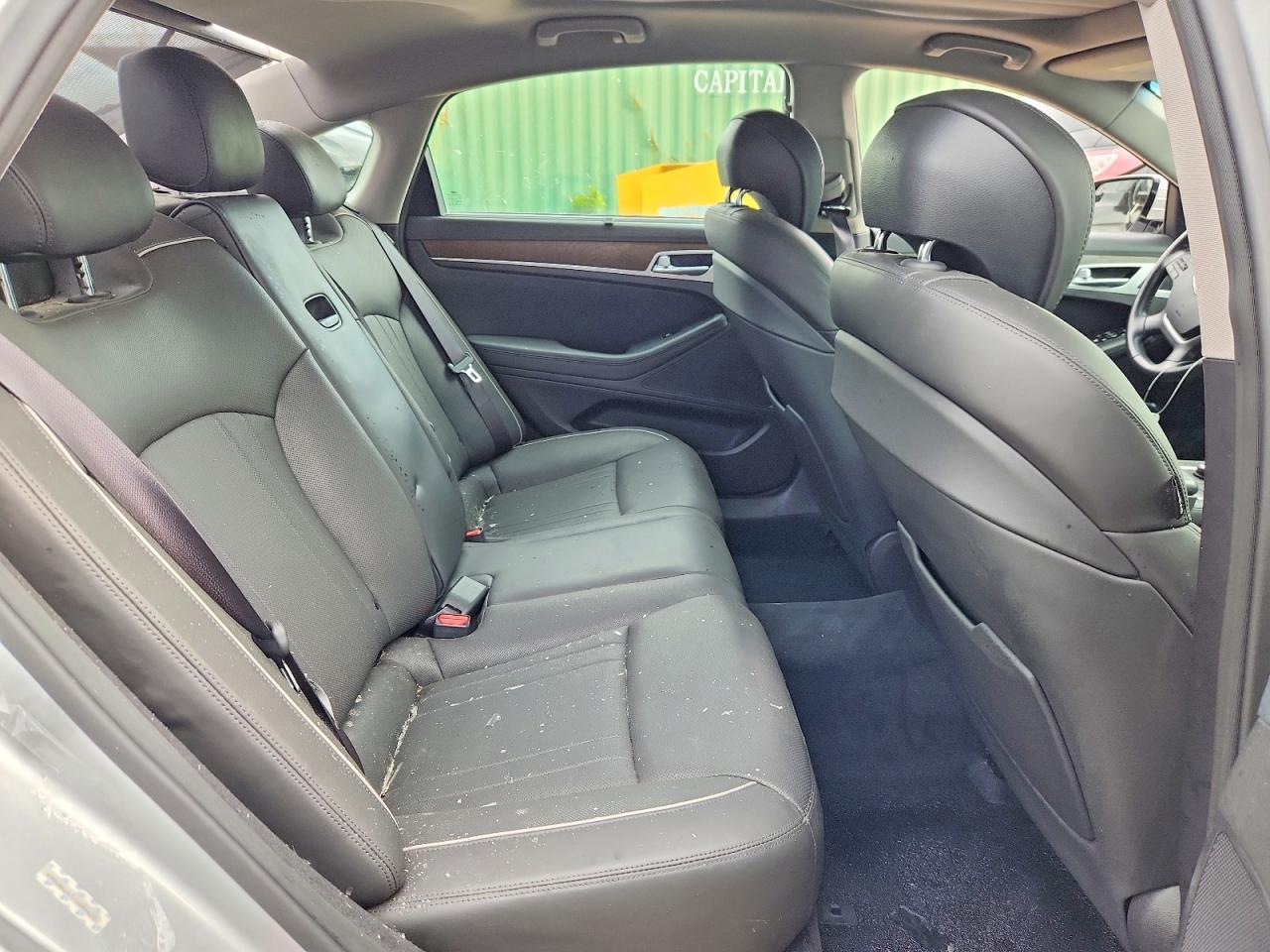 2015 Hyundai Genesis 3.8l Silver vin: KMHGN4JE1FU064482