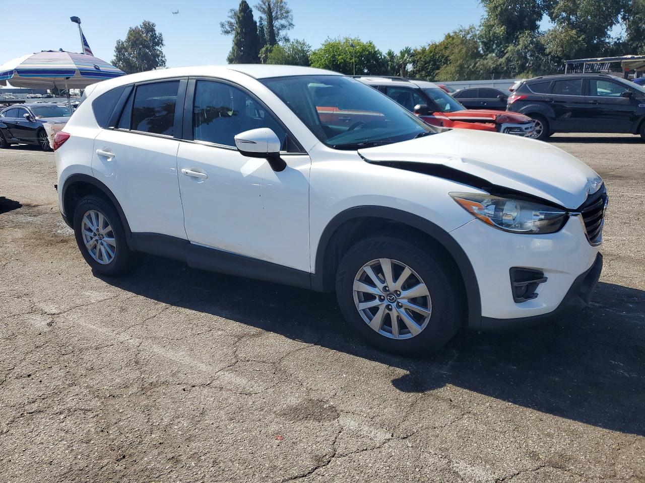 2016 Mazda Cx-5 Touring White vin: JM3KE2CY1G0681827