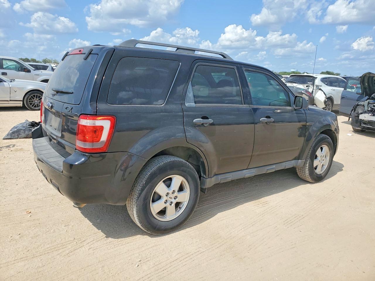2012 Ford Escape Xlt Black vin: 1FMCU0D72CKA35278