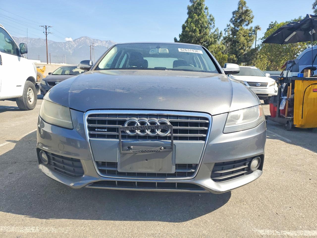 2012 Audi A4 Premium Silver vin: WAUBFAFL8CA047612