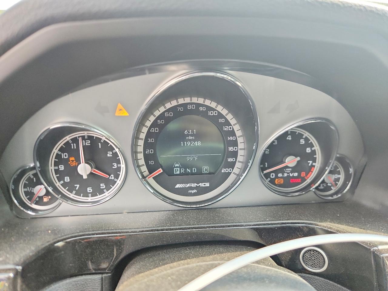 2010 Mercedes-benz E 63 Amg Белый vin: WDDHF7HBXAA117067