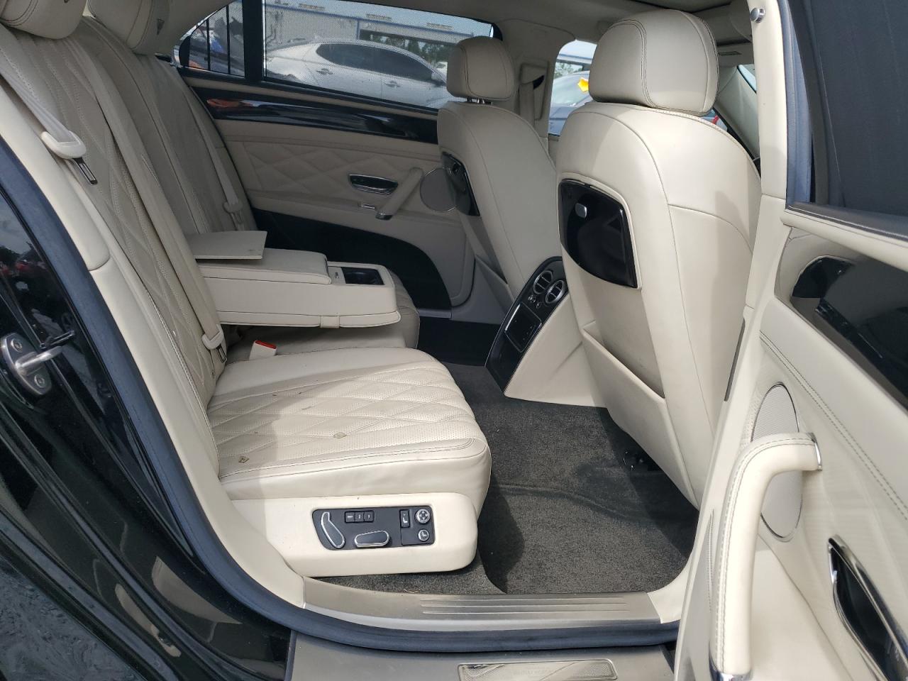 2015 Bentley Flying Spur Black vin: SCBEC9ZA5FC047564