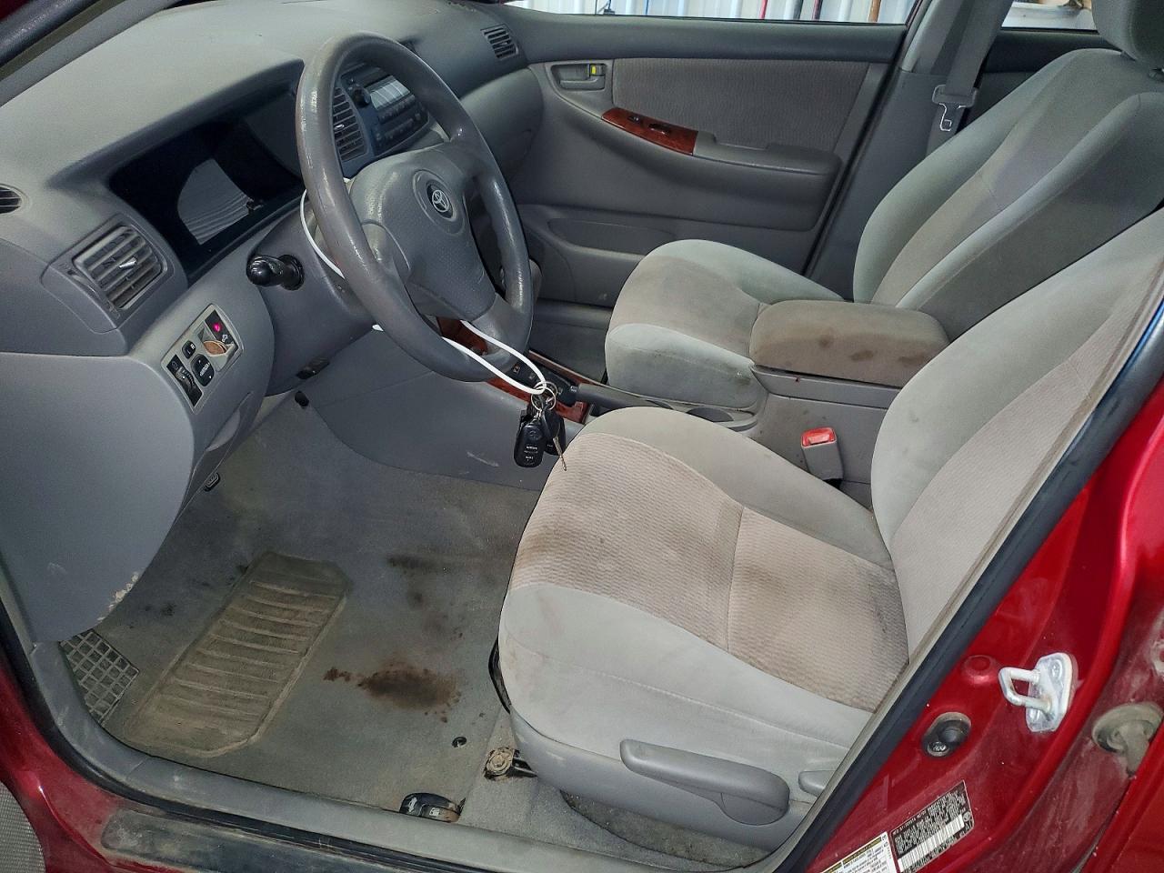 2007 Toyota Corolla Le Red vin: 2T1BR32E47C853946