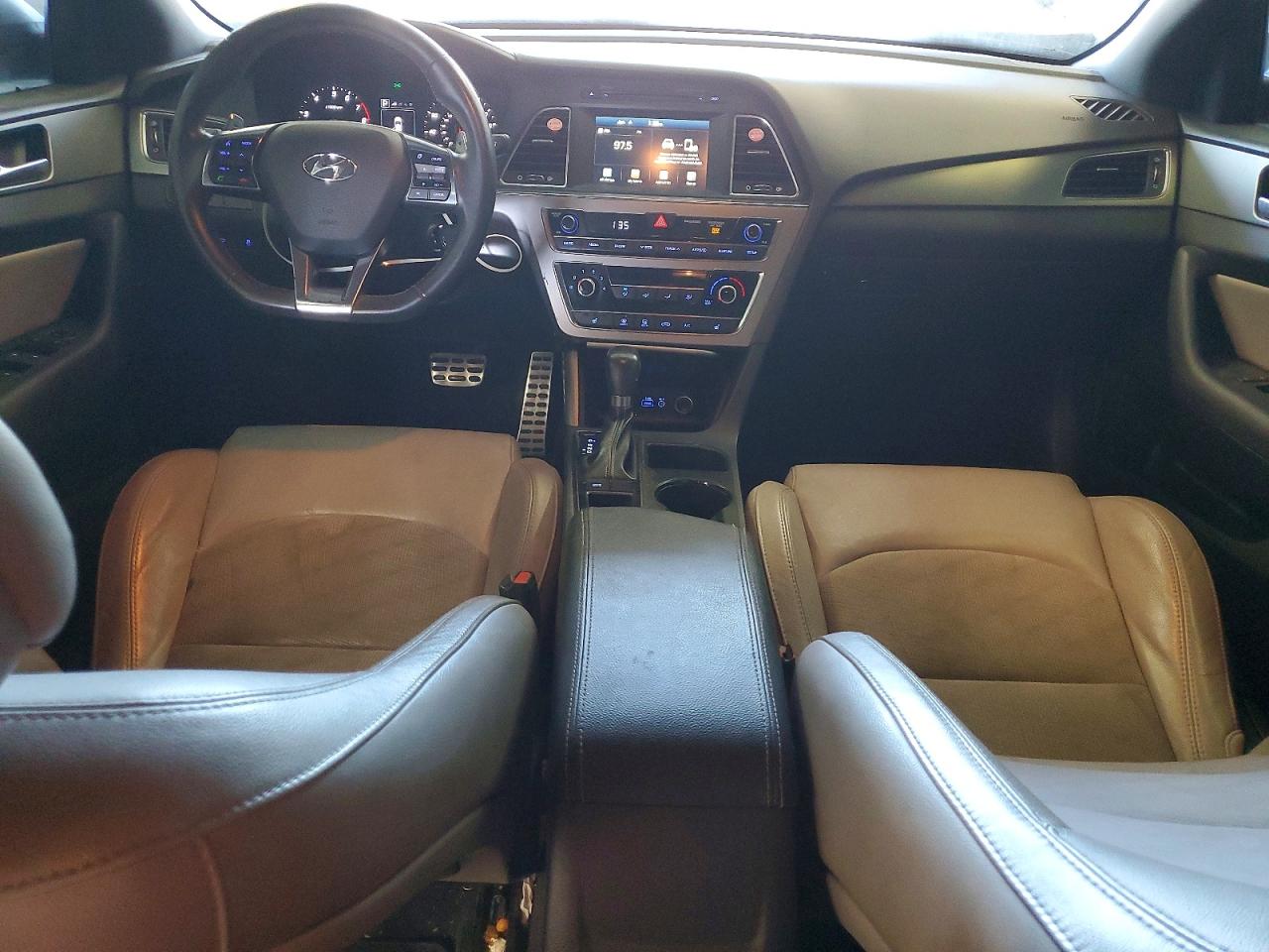 2017 Hyundai Sonata Sport 2.0t Silver vin: 5NPE34AB3HH504528