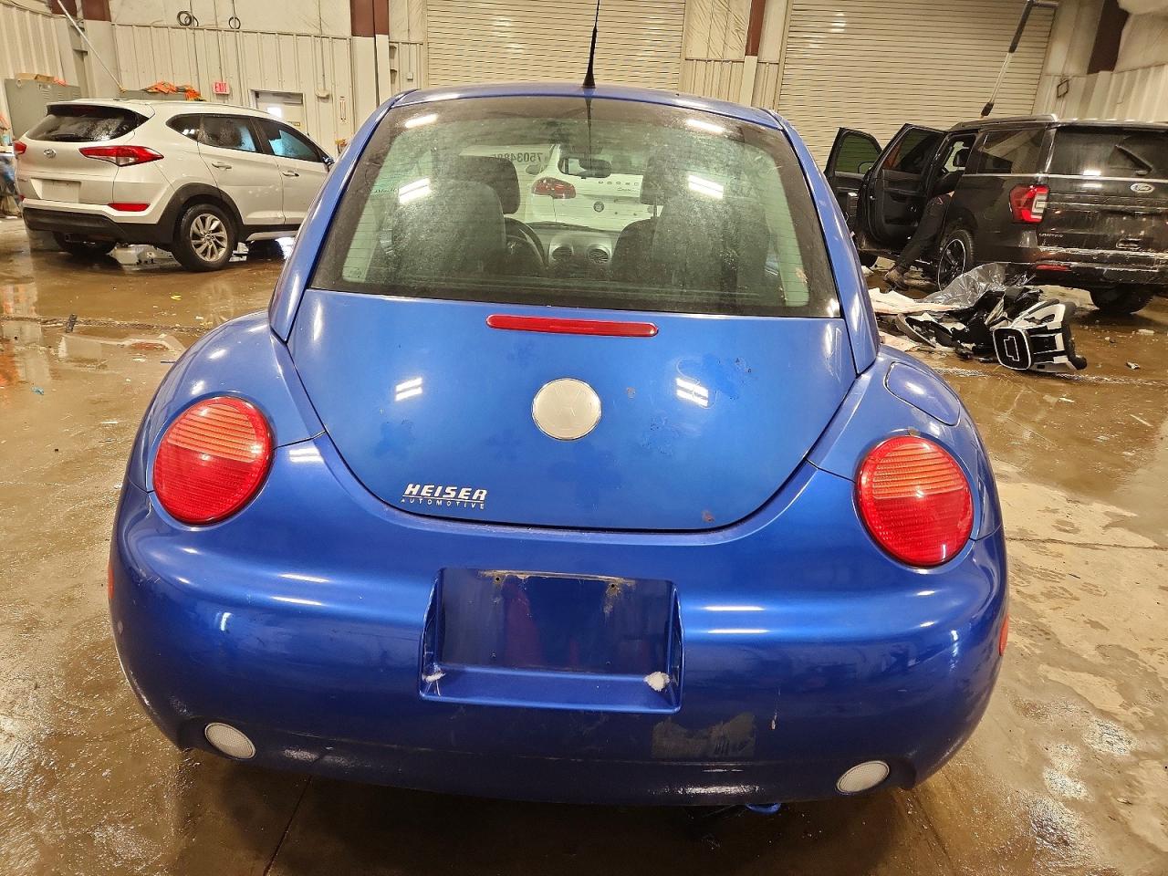 2004 Volkswagen New Beetle Gl Blue vin: 3VWBK21C04M402138