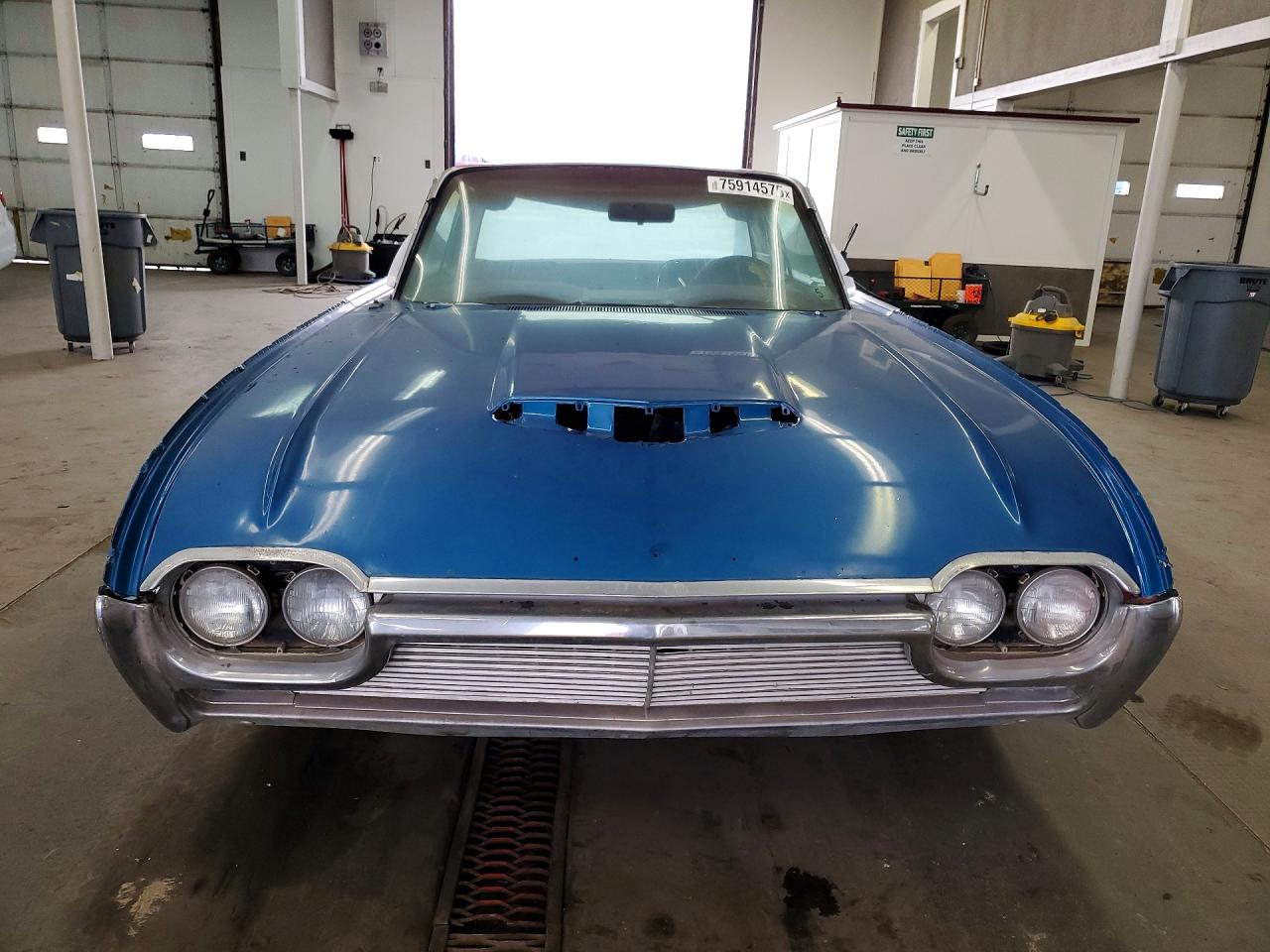 1961 Ford Thunderbir Blue vin: 1Y71Z169544