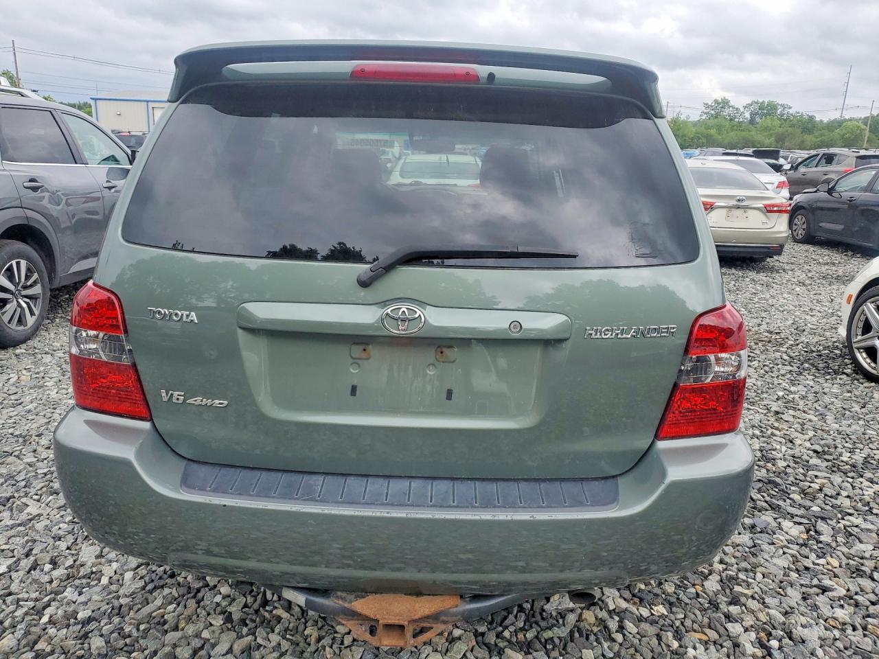 2005 Toyota Highlander Limited Green vin: JTEEP21A350111729