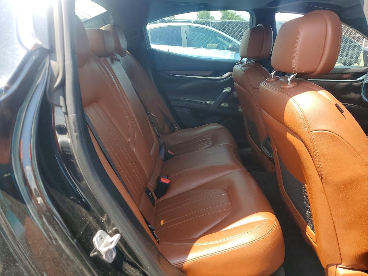 2014 Maserati Ghibli S Black vin: ZAM57RTAXE1090359