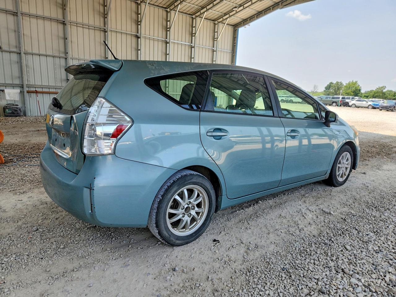 2013 Toyota Prius V Two Turquoise vin: JTDZN3EU8D3211294