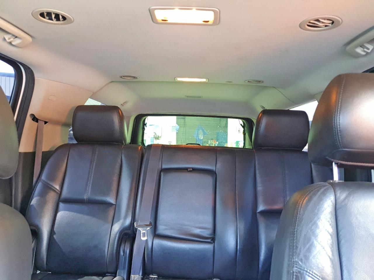 2011 Gmc Yukon Xl C1500 Slt White vin: 1GKS1KE00BR391860