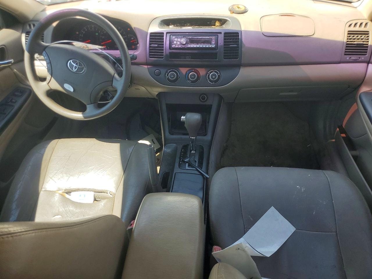 2005 Toyota Camry Le White vin: 4T1BE32K85U383756