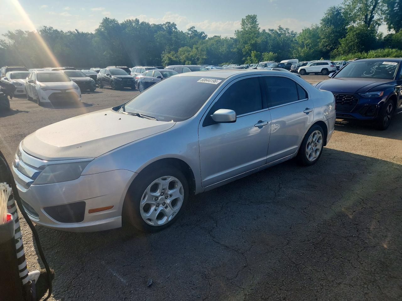2010 Ford Fusion Se Silver vin: 3FAHP0HA6AR348095