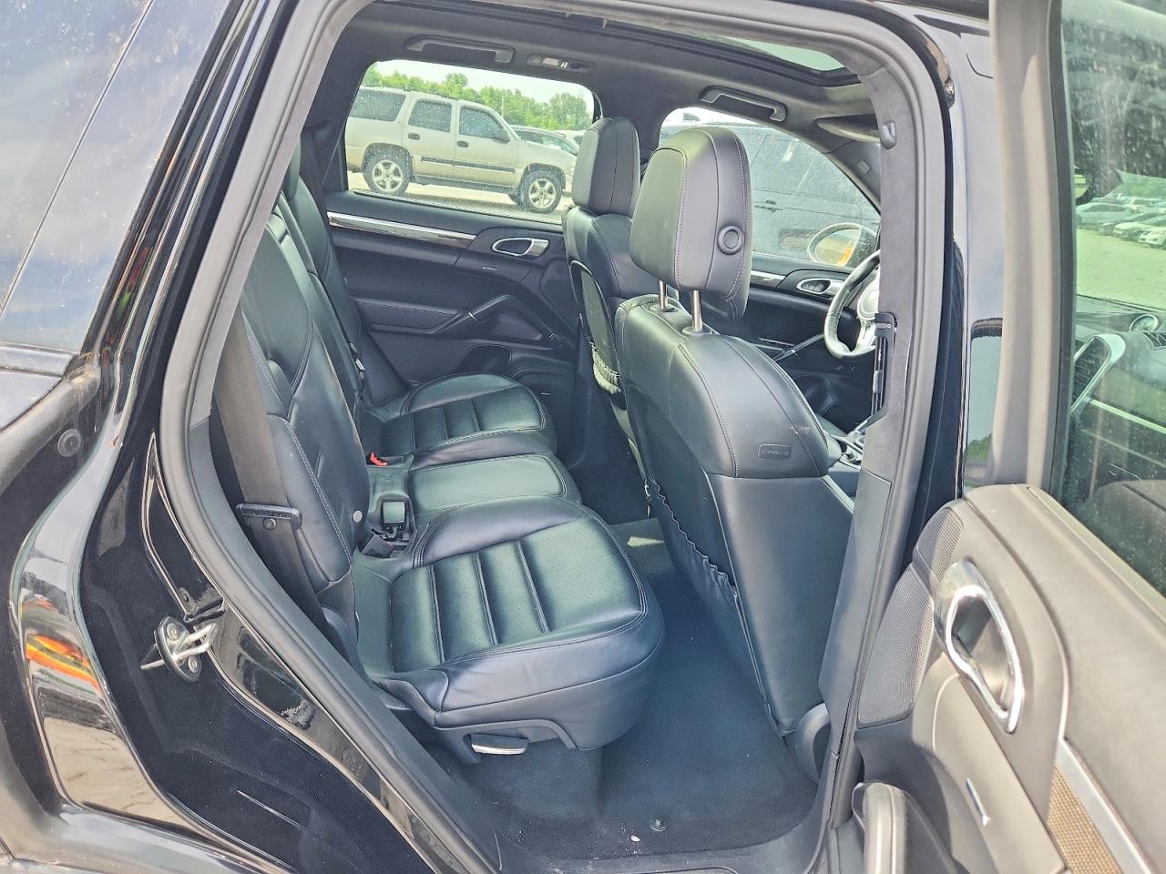 2012 Porsche Cayenne Turbo Black vin: WP1AC2A2XCLA83719