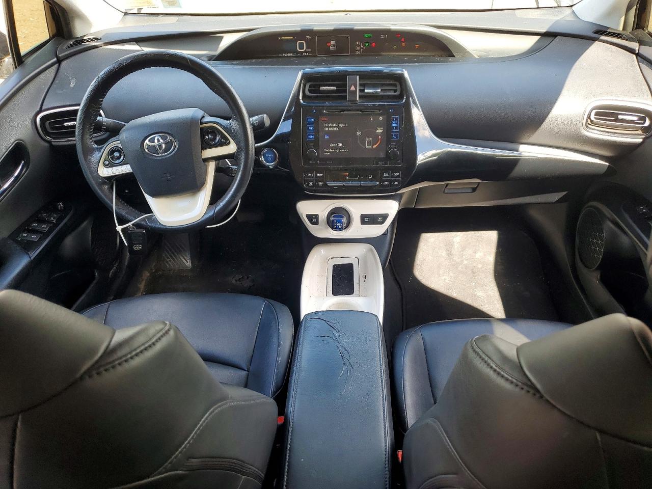 2016 Toyota Prius Four Белый vin: JTDKARFU5G3501950