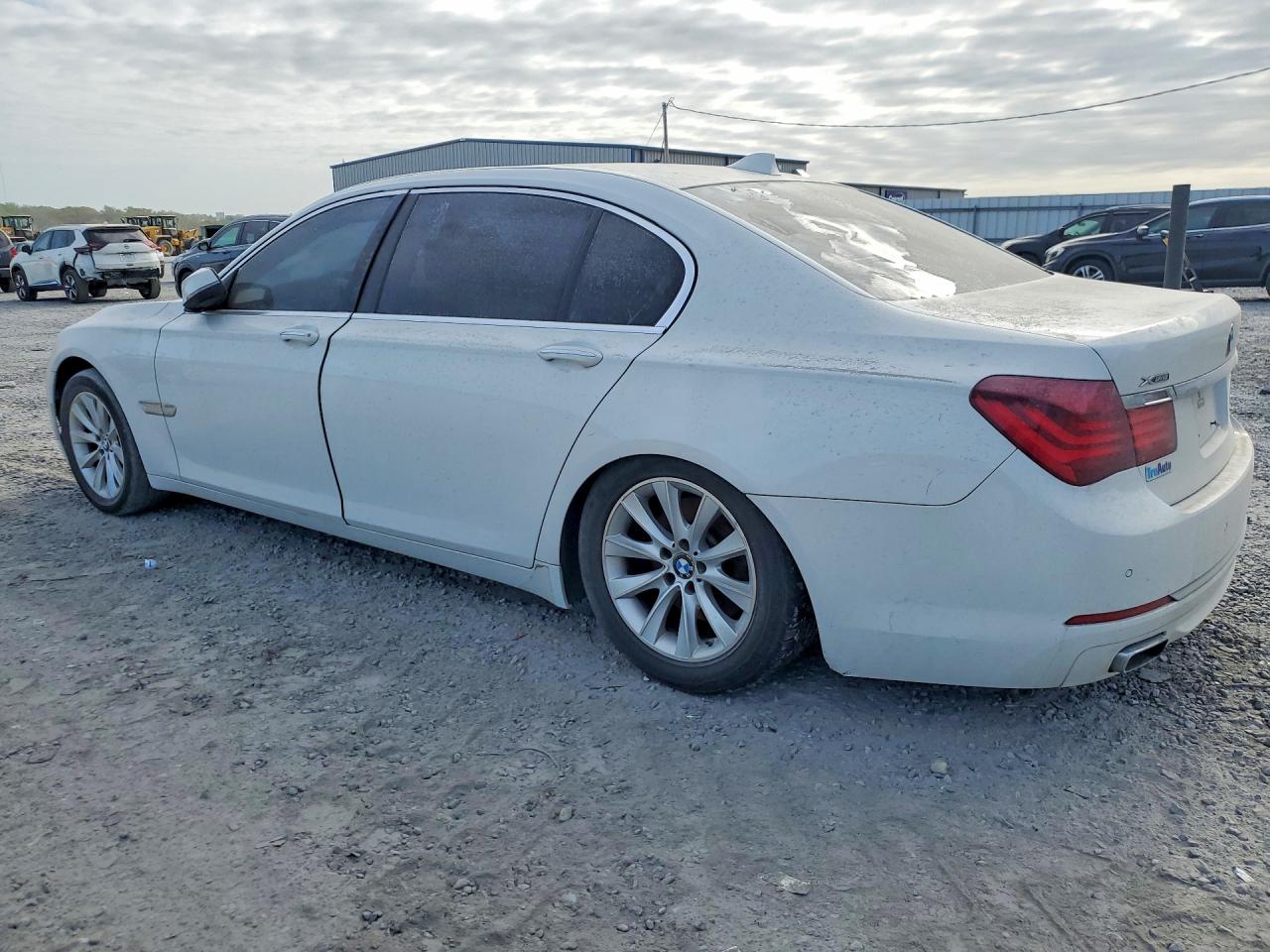 2013 Bmw 740 Lxi White vin: WBAYF4C56DD281538