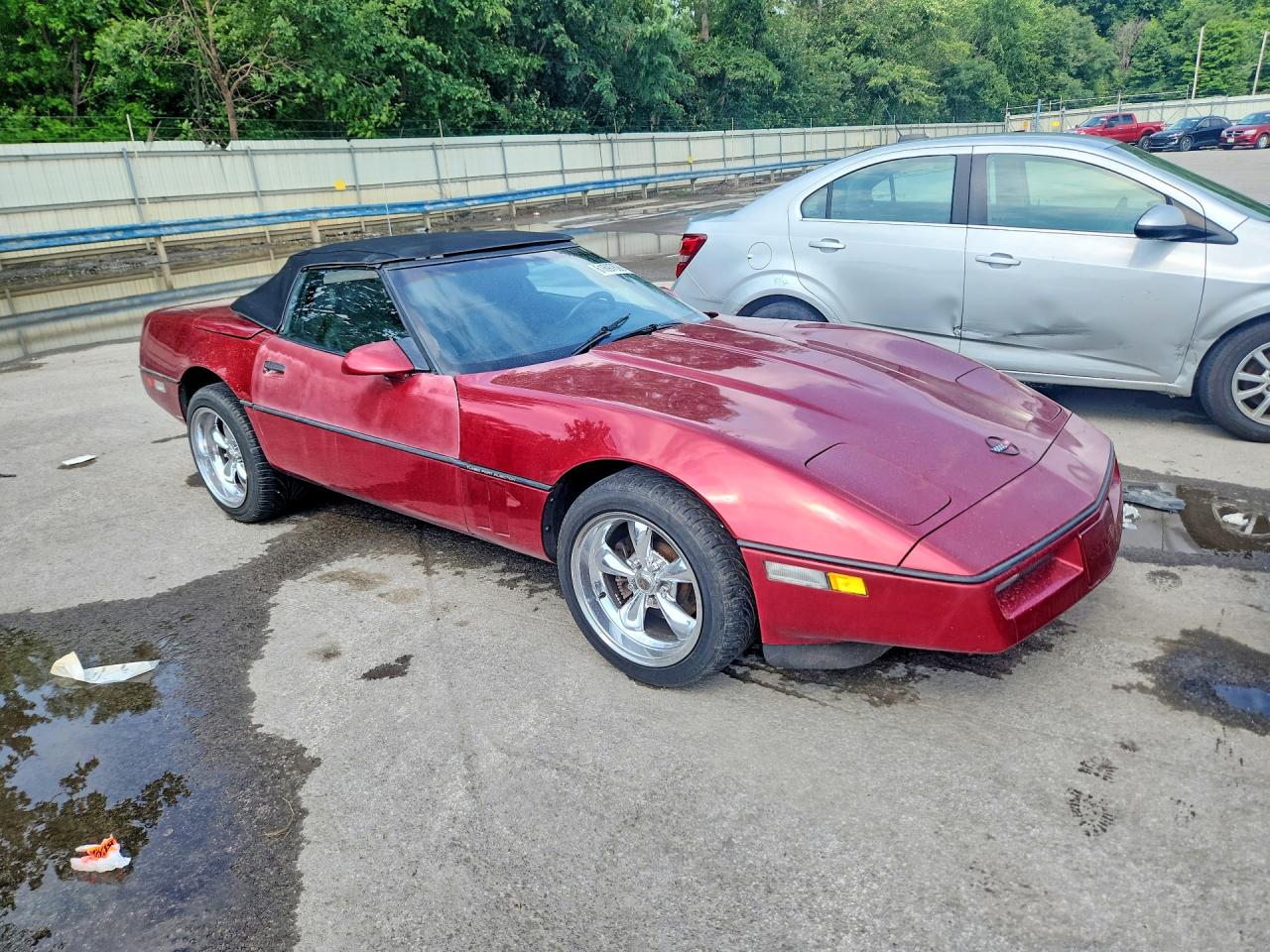 1990 Chevrolet Corvette Red vin: 1G1YY3384L5116574