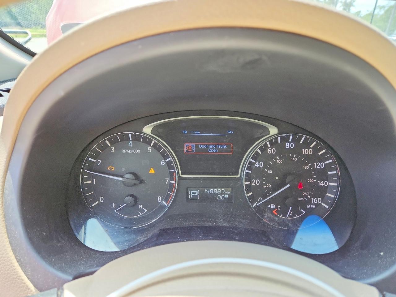 2013 Nissan Altima 2.5 Red vin: 1N4AL3AP5DC920273