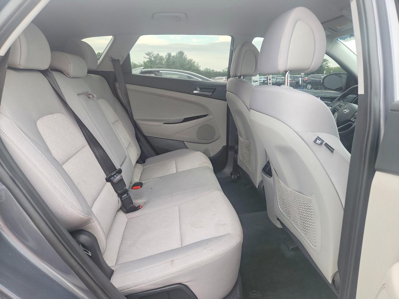 2017 Hyundai Tucson Sport Gray vin: KM8J3CA22HU265032