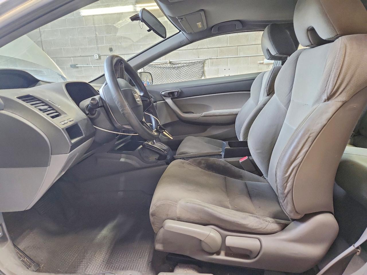 2007 Honda Civic Dx Серебряный vin: 2HGFG12227H544713