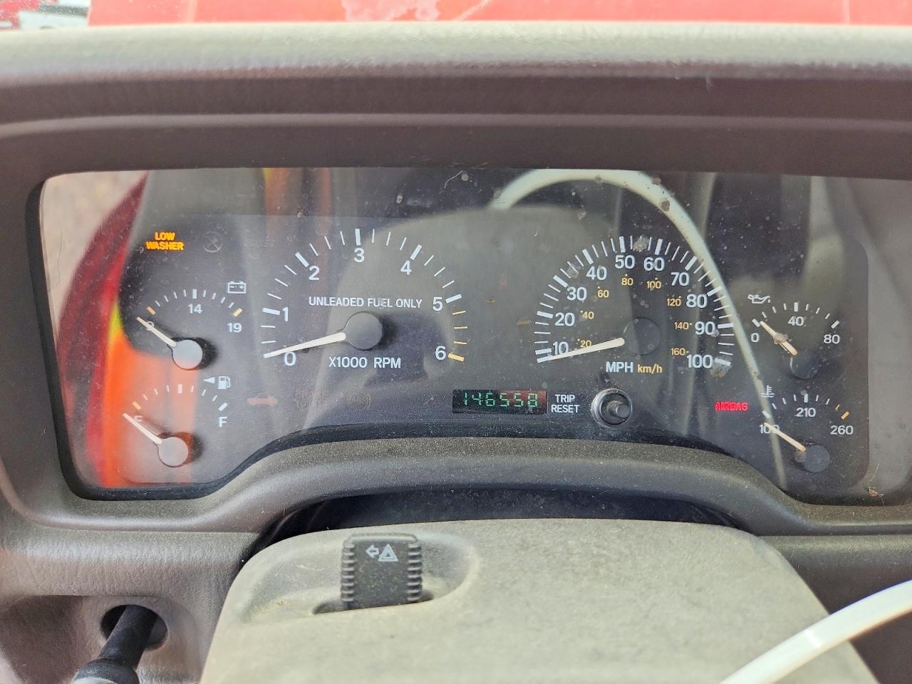 1998 Jeep Cherokee Sport Red vin: 1J4FT68S4WL212847