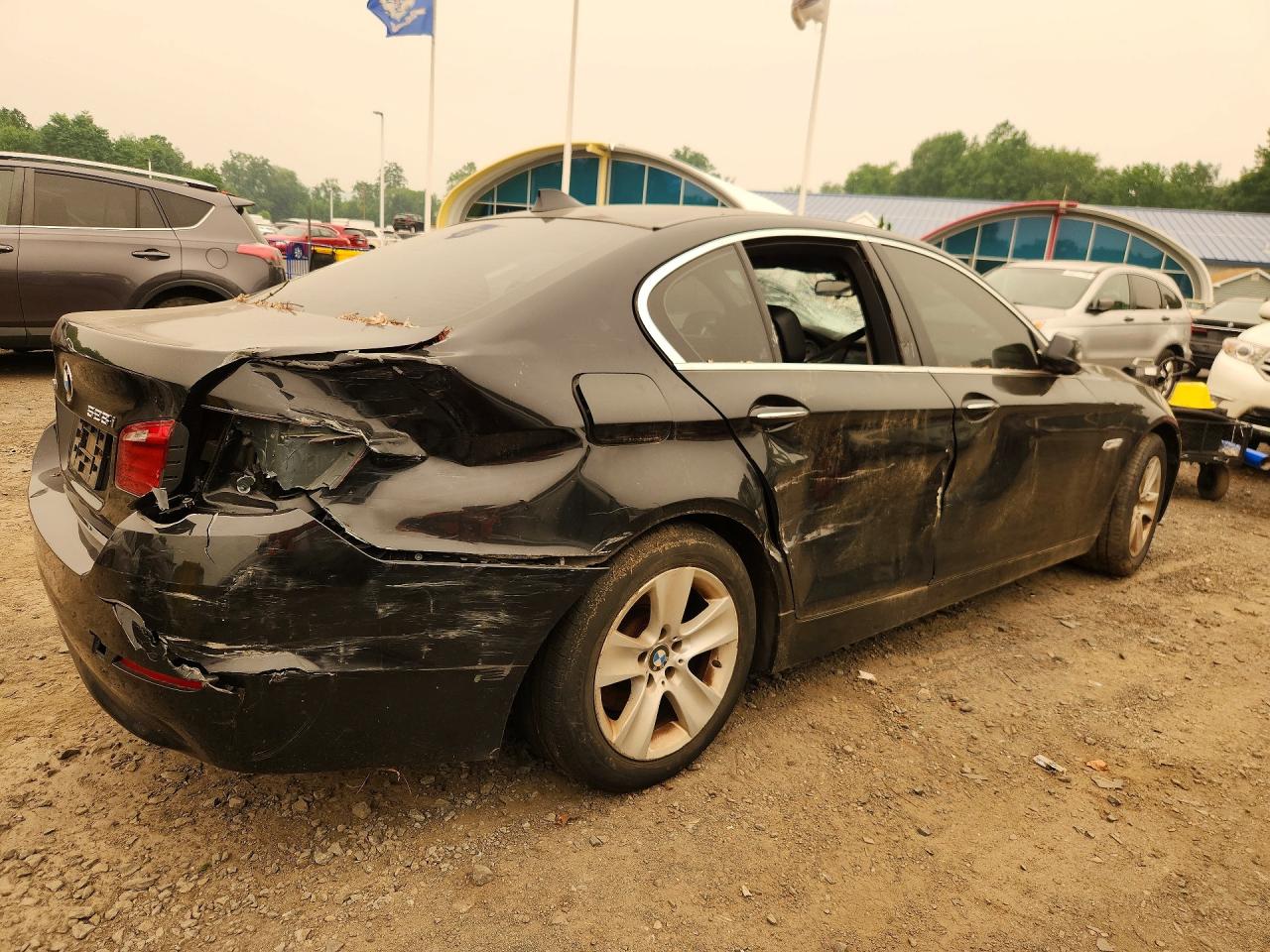 2013 Bmw 528 Xi Black vin: WBAXH5C5XDD114997